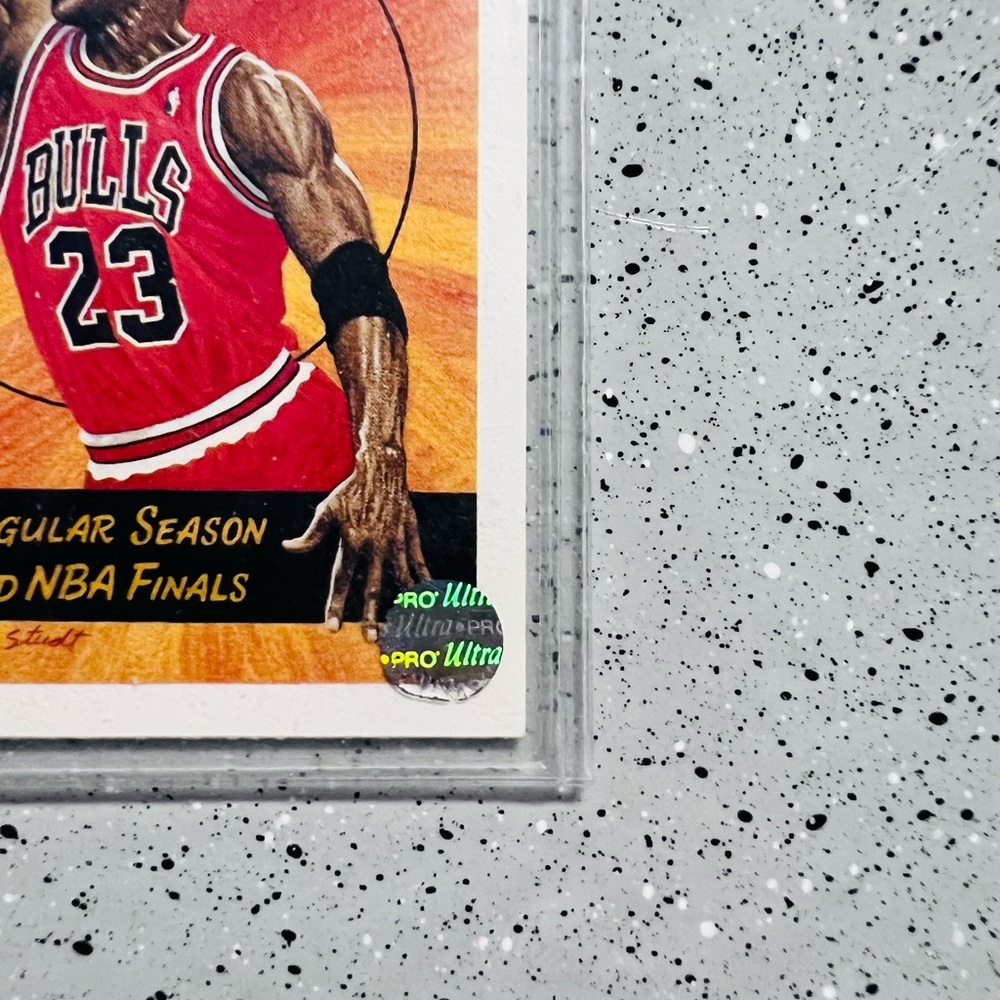 1992-93 Upper Deck Michael Jordan 67 MVP B - Near Mintđź’Ž - Picture 5 of 10
